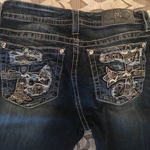 Miss Me mid rise easy crop 31